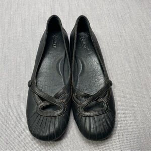 Born Wing Tip T-Strap Kitten Heel Mary Jane Shoes